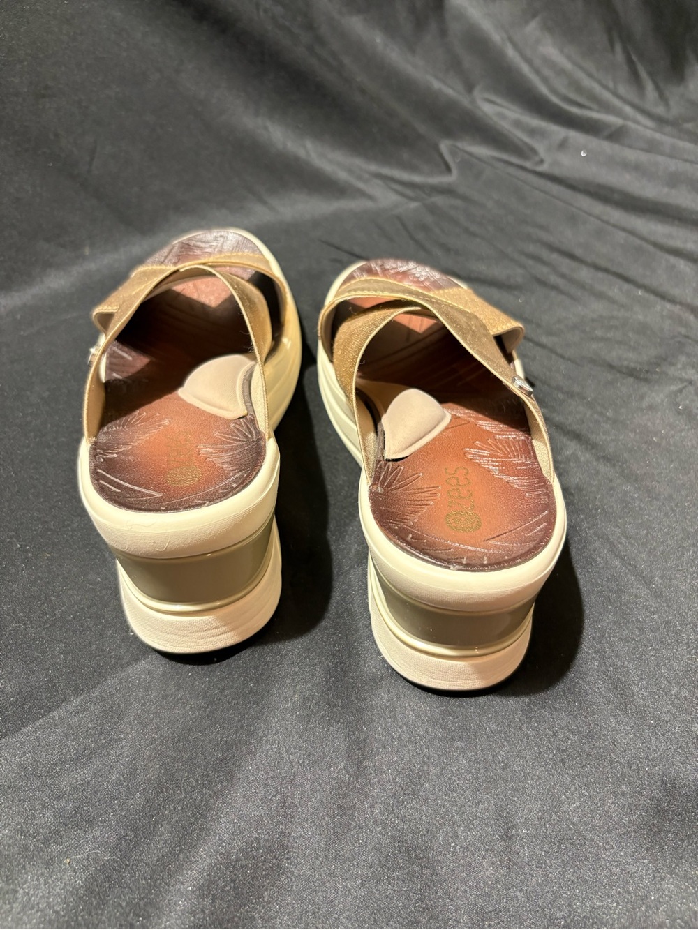 Bzees Gold Metallic Crisscross Wedge Slide Mules - Picture 4 of 6